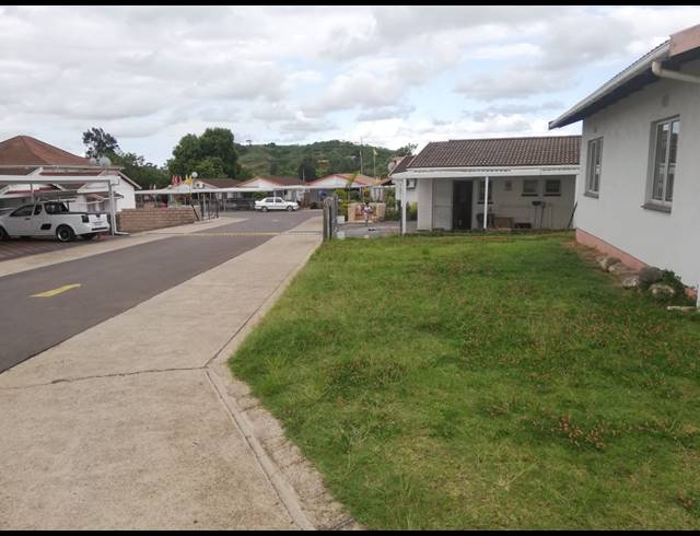 2 BEDROOM HOUSE TO LET IN REDCLIFFE